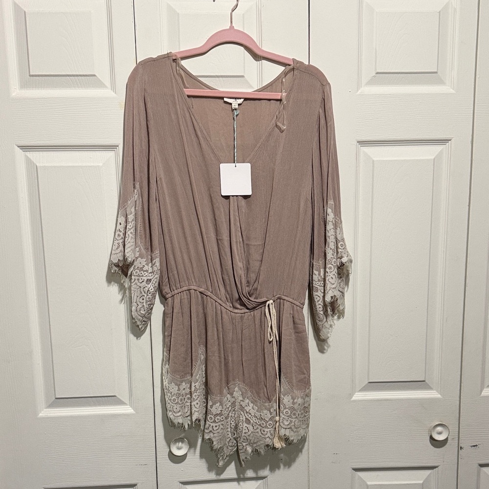 Umgee Lace Trim Boho Romper, Large